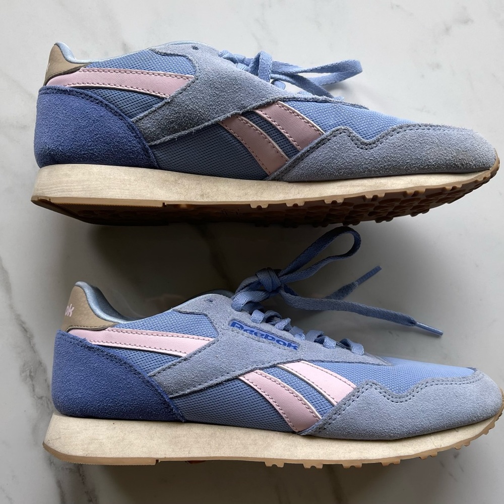 Reebok vintage baby blue and pink running shoes, ladies size 6.5